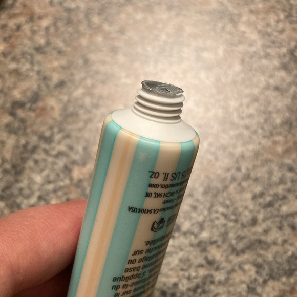 NIB sealed Benefit POREfessional .75oz and hydrate primer mini .25oz 2pack - Picture 2 of 8